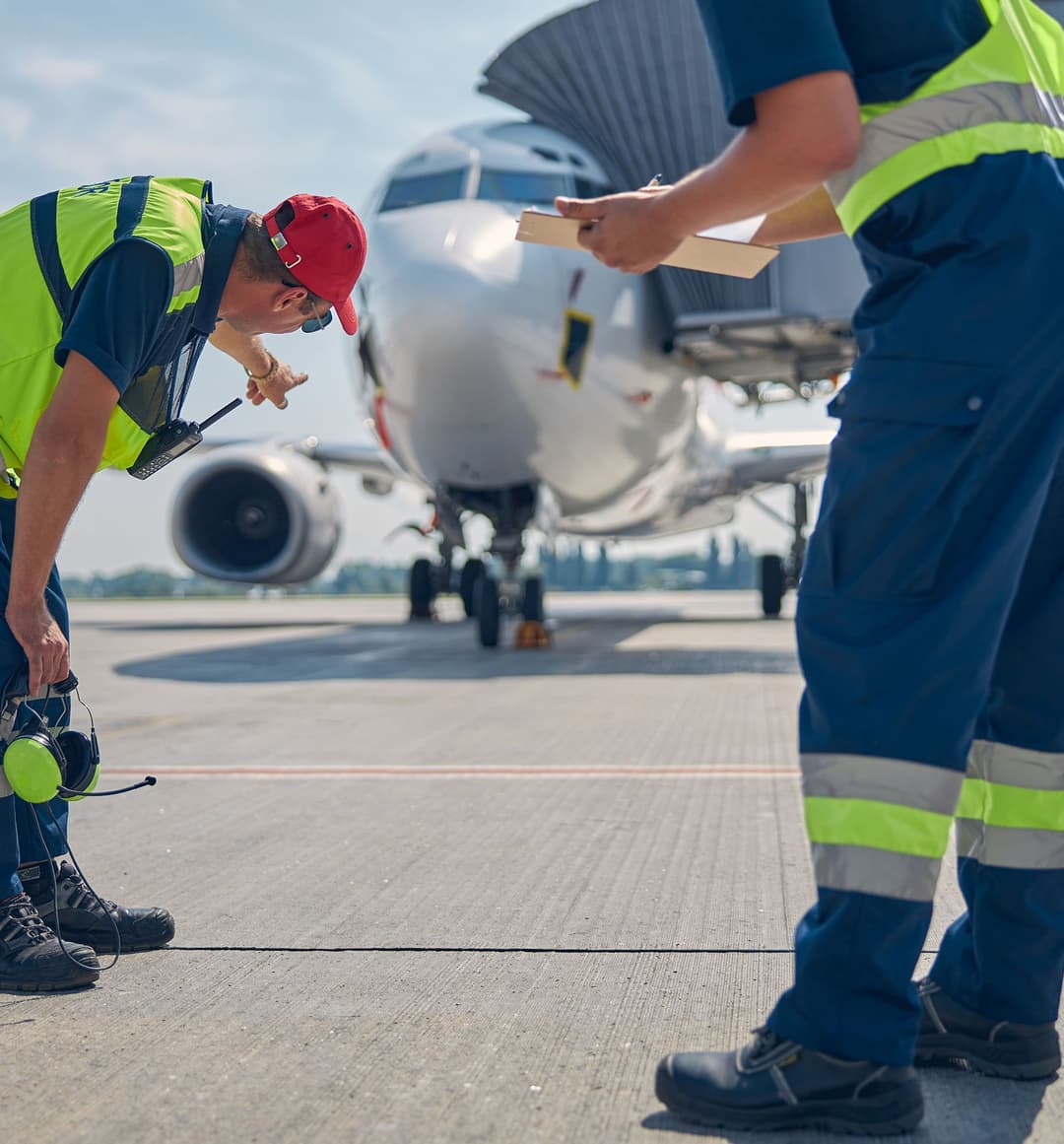 GROUND & AIRCRAFT HANDLING